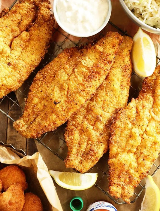 B.y.n) Fried Fish/ Pescado frito