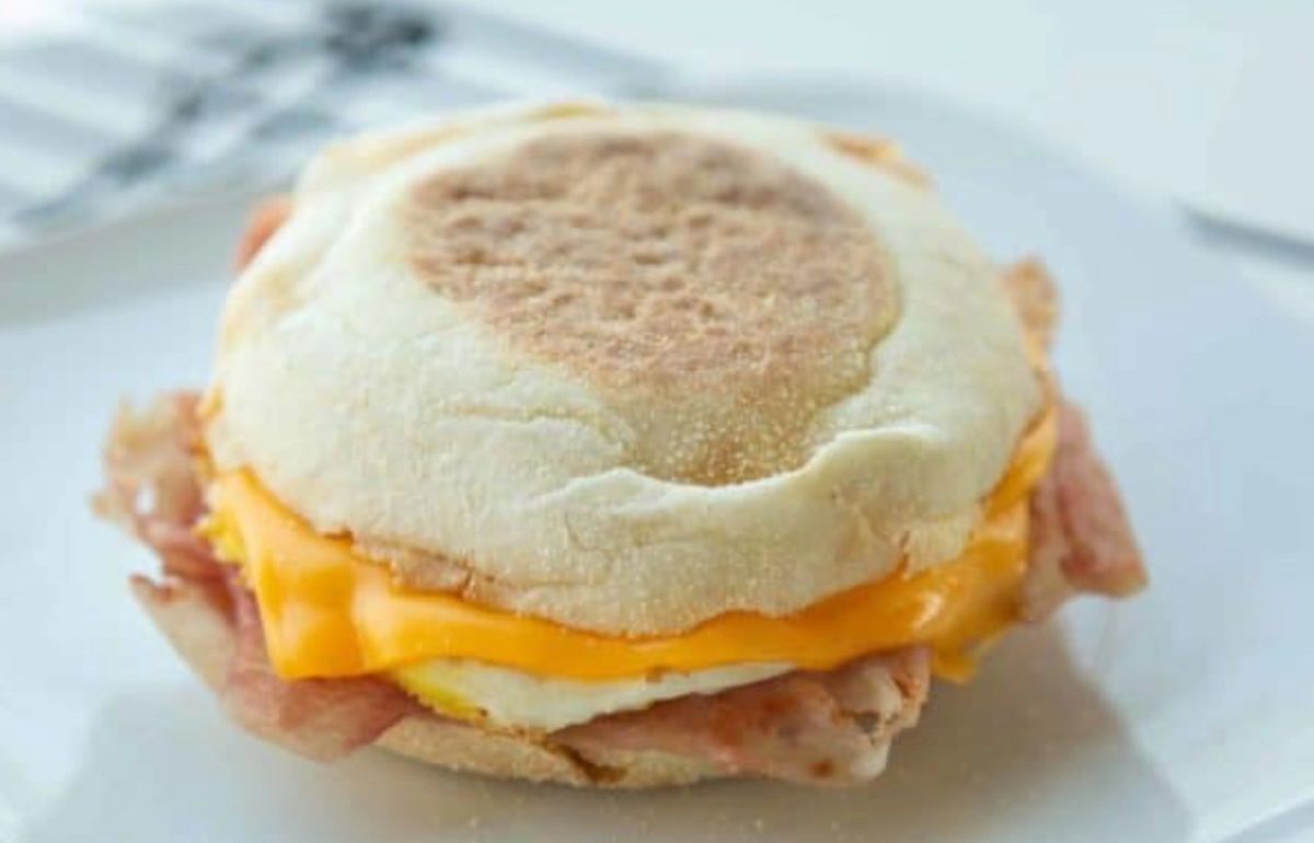 E.b) Ham & Egg